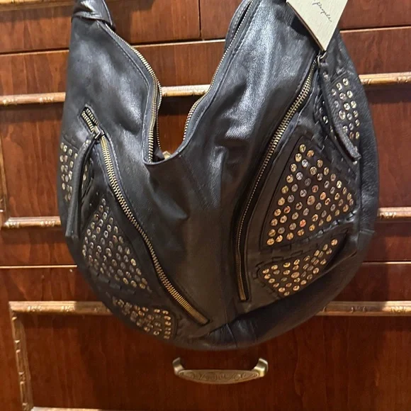 Free people Black Studded Leather Shoulder Bag NWT’s - Picture 12 of 12